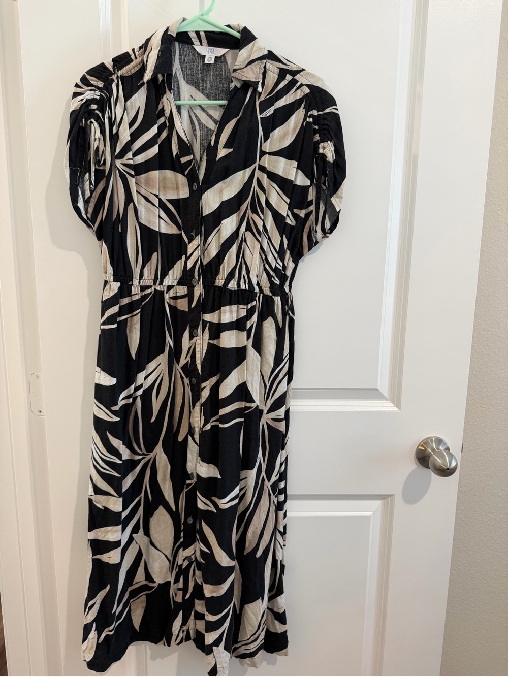 Time and Tru Black and Cream Leaf-Print Midi Dress